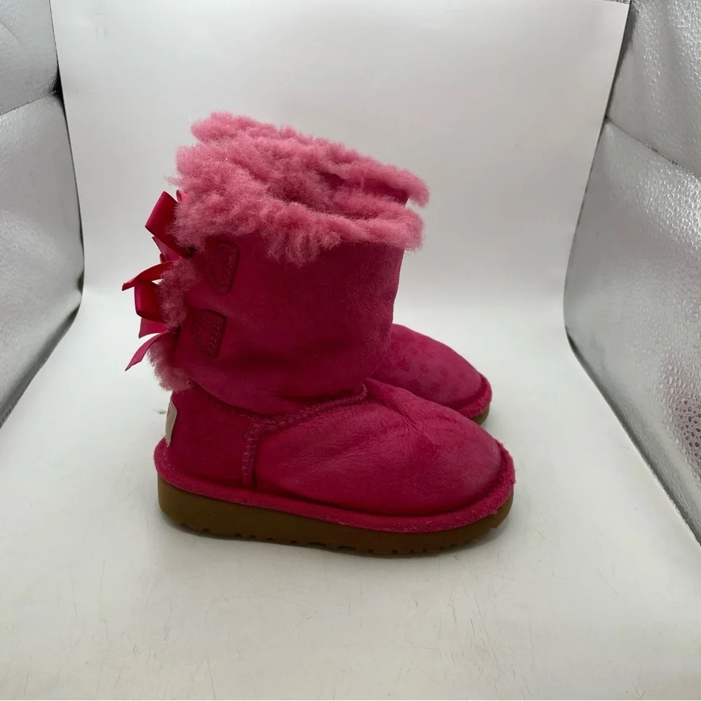 UGG Bailey Bow Pink Shearling Boots with Bows girls size 7